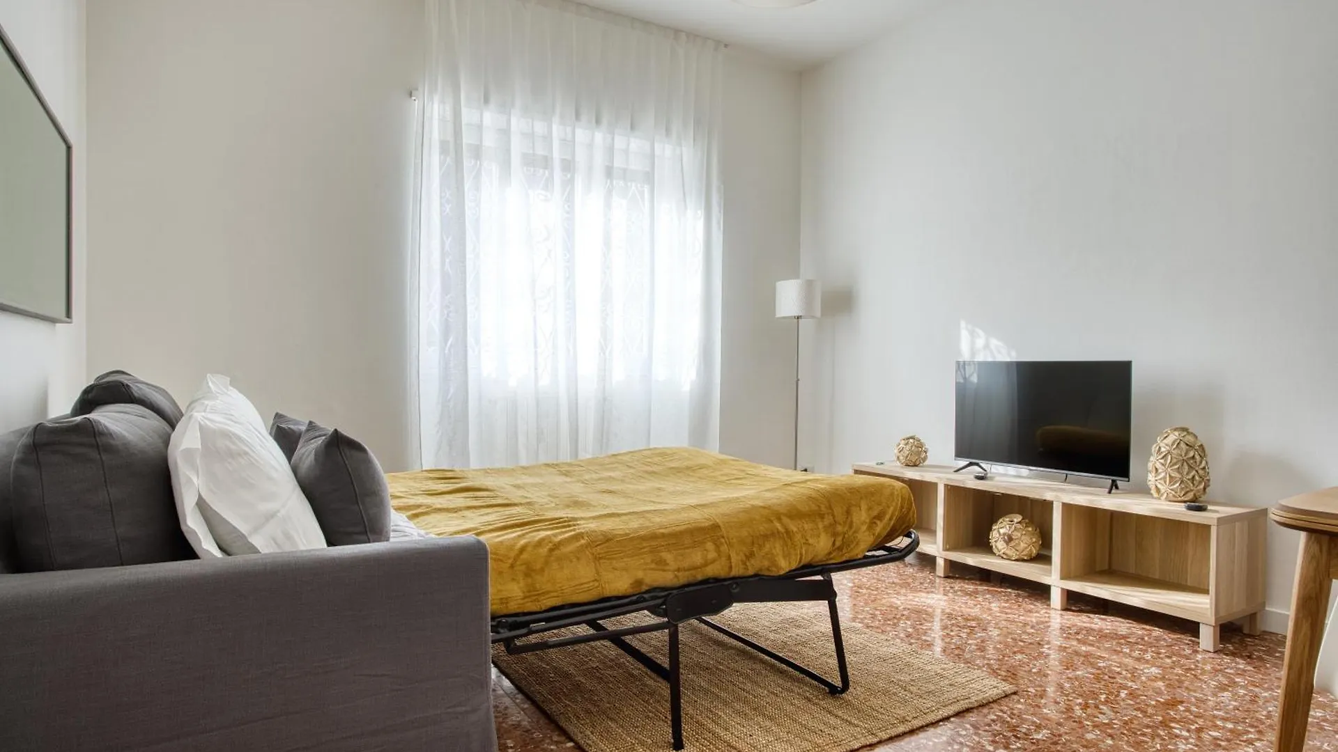 Charme Apartment In Balduina - Near St Peter Rome