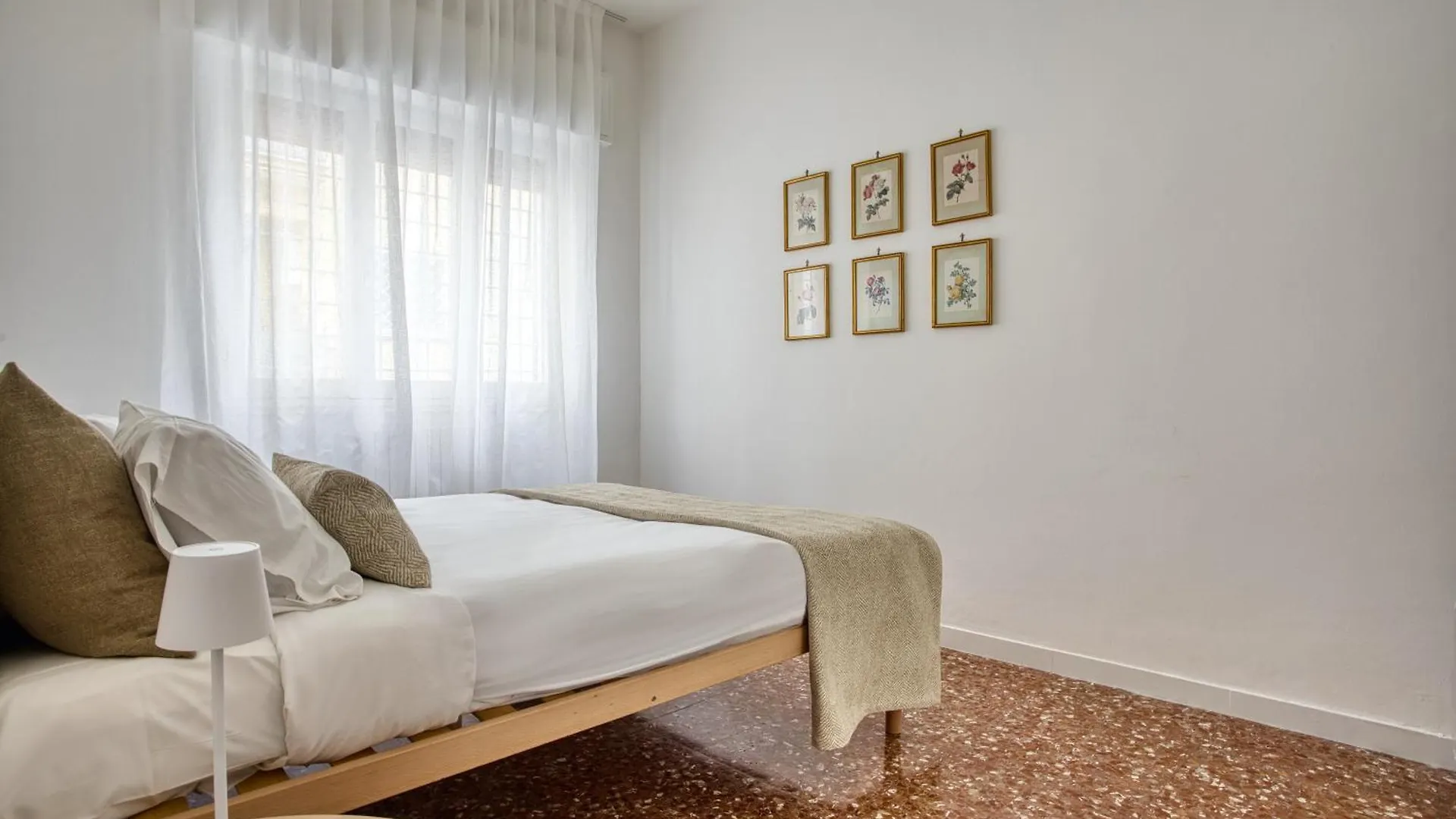Charme Apartment In Balduina - Near St Peter Rome